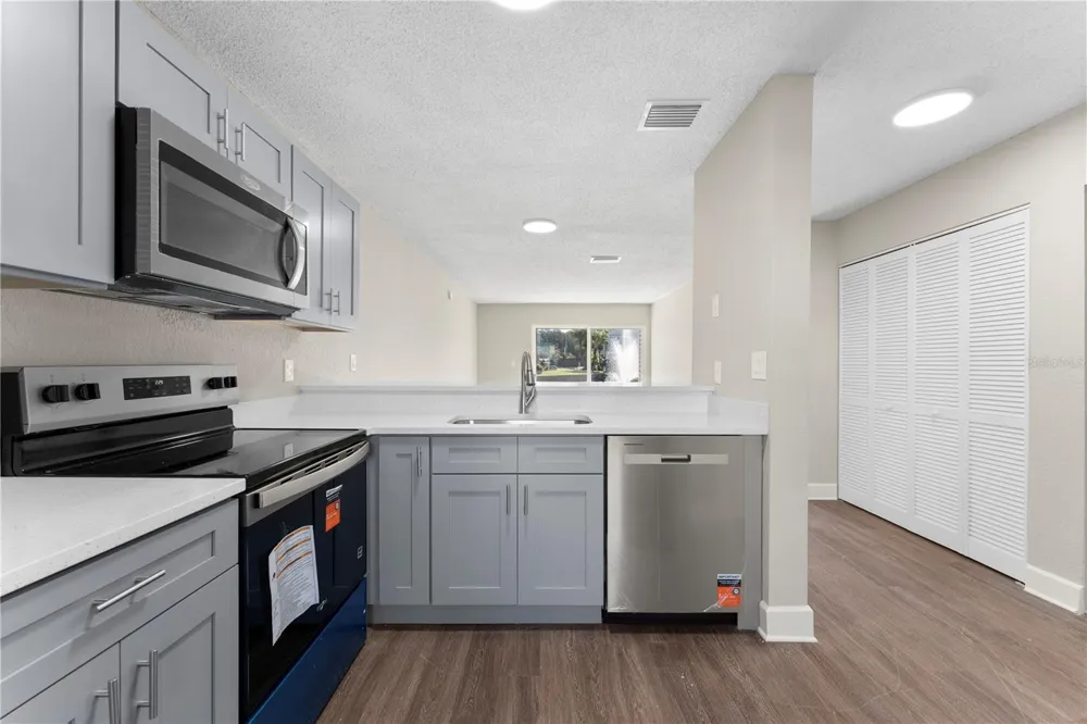 2508 WOODGATE BOULEVARD #105 Orlando, FL 32822