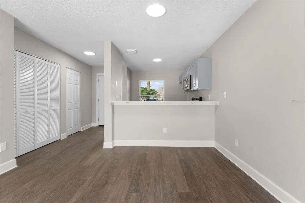 2508 WOODGATE BOULEVARD #105 Orlando, FL 32822