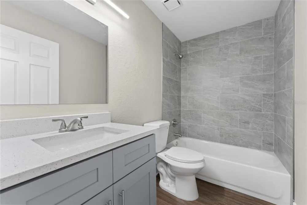 2508 WOODGATE BOULEVARD #105 Orlando, FL 32822