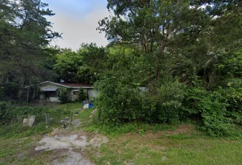 1915 NE 60TH STREET