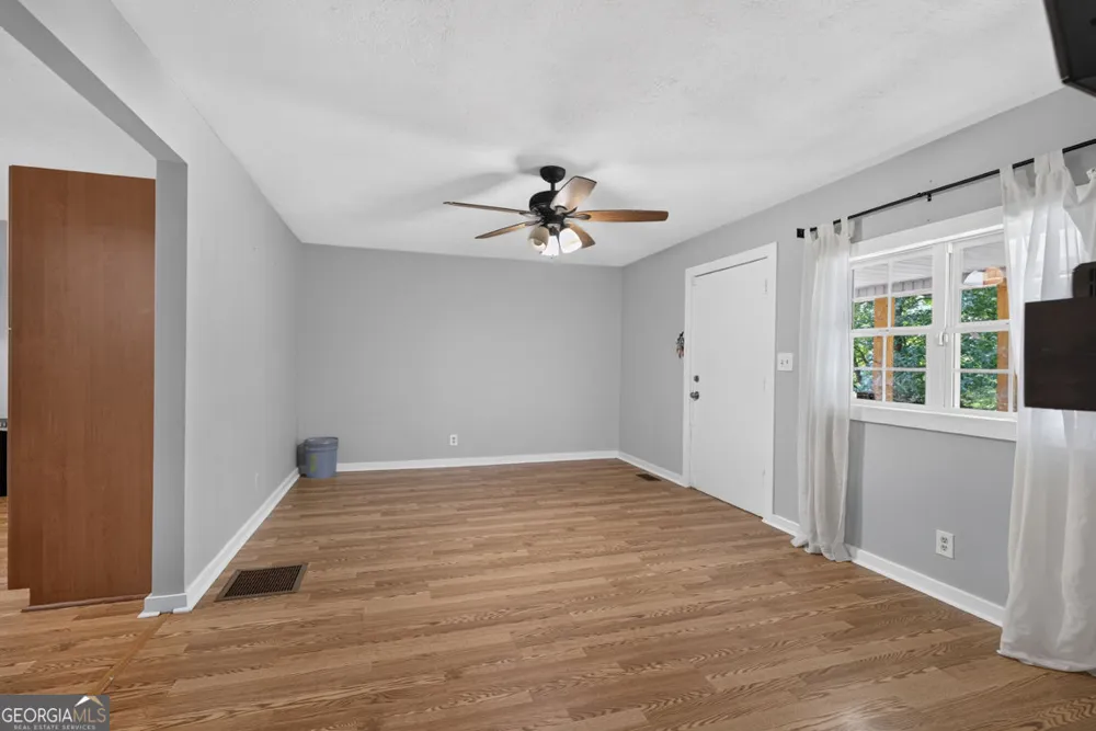 266 Pleasant Hill Church RD SE Winder, GA 30680