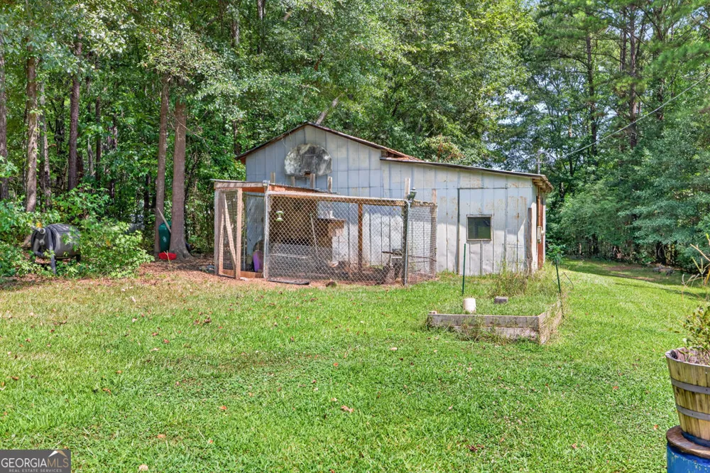 266 Pleasant Hill Church RD SE Winder, GA 30680