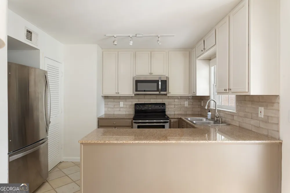 1101 Collier RD NW Atlanta, GA 30318