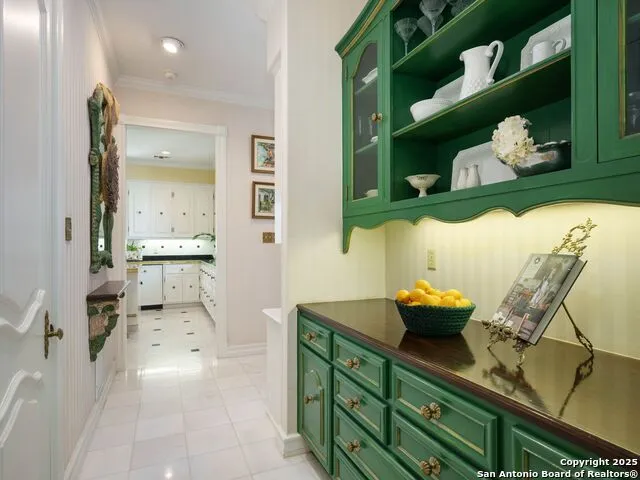 7 Lazy Hollow San Antonio, TX 78230