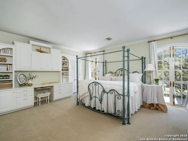 7 Lazy Hollow San Antonio, TX 78230