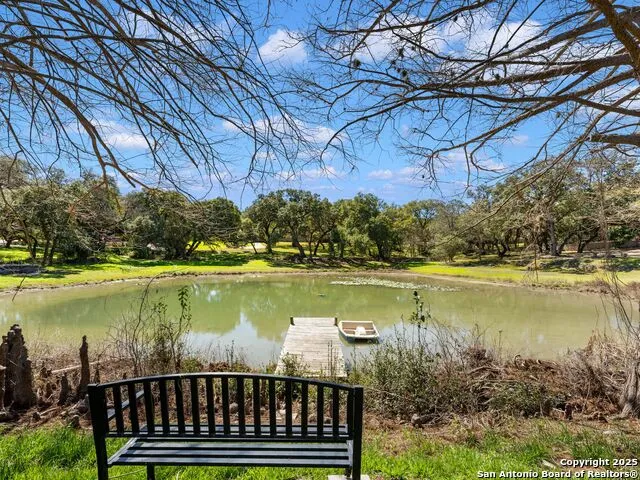 7 Lazy Hollow San Antonio, TX 78230