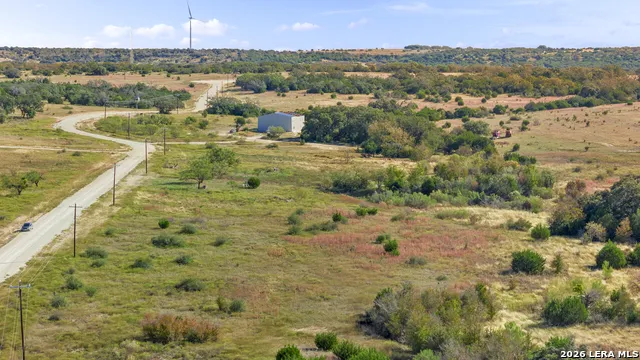 240 E ROLLING OAKS DR Goldthwaite, TX 76844