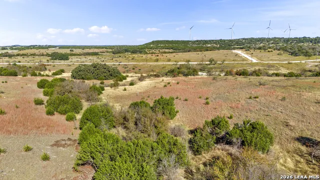 240 E ROLLING OAKS DR Goldthwaite, TX 76844