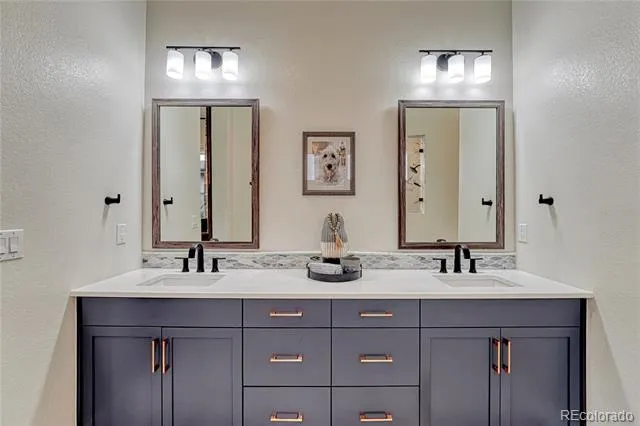 7201 Bellcove Trail Castle Pines, CO 80108