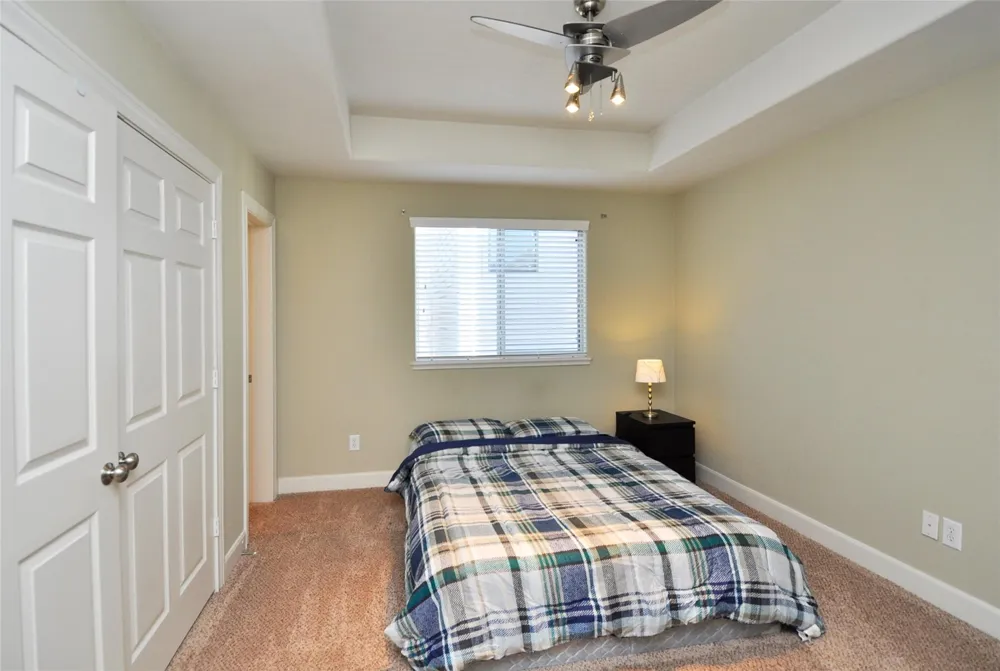 1613 Detering Street Houston, TX 77007