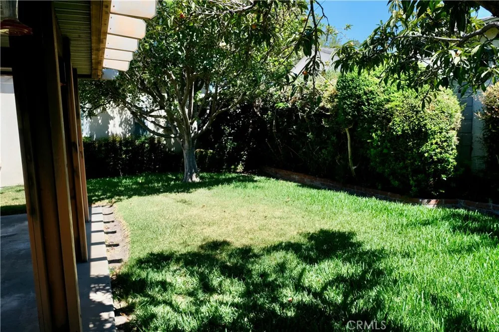 1632 Meserve Pomona, CA 91766
