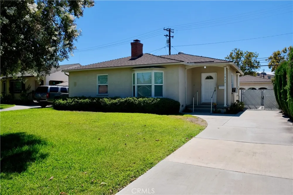 1632 Meserve Pomona, CA 91766