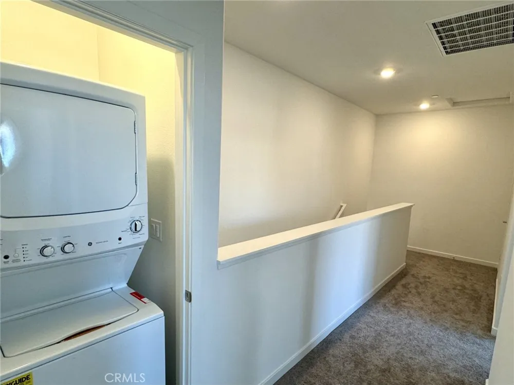 2754 E Bottas Privado Ontario, CA 91762