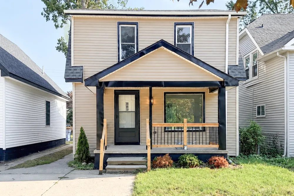 25503 New York Street Dearborn Heights, MI 48125