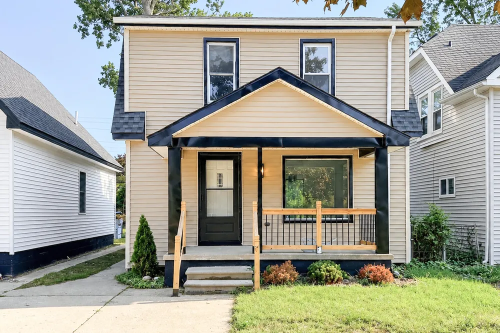 25503 New York Street Dearborn Heights, MI 48125