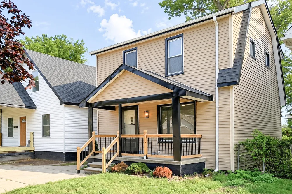 25503 New York Street Dearborn Heights, MI 48125