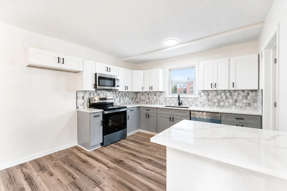 25503 New York Street Dearborn Heights, MI 48125