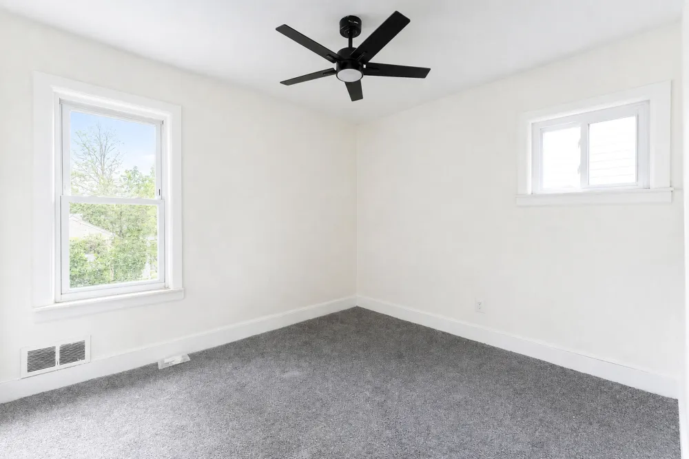 25503 New York Street Dearborn Heights, MI 48125