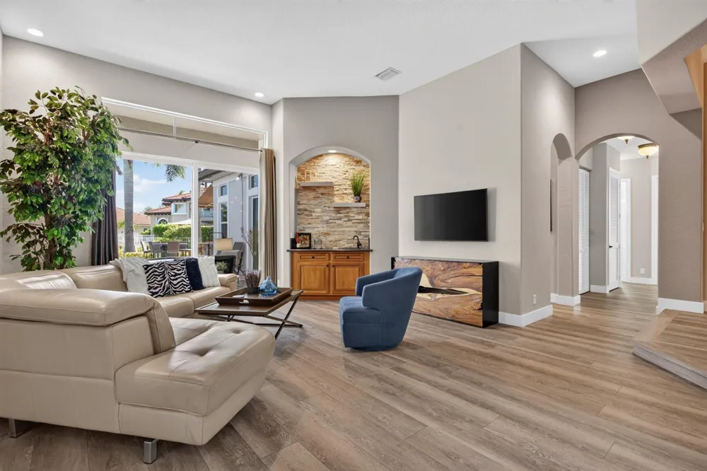 4876 NW 123RD TERRACE Coral Springs, FL 33076