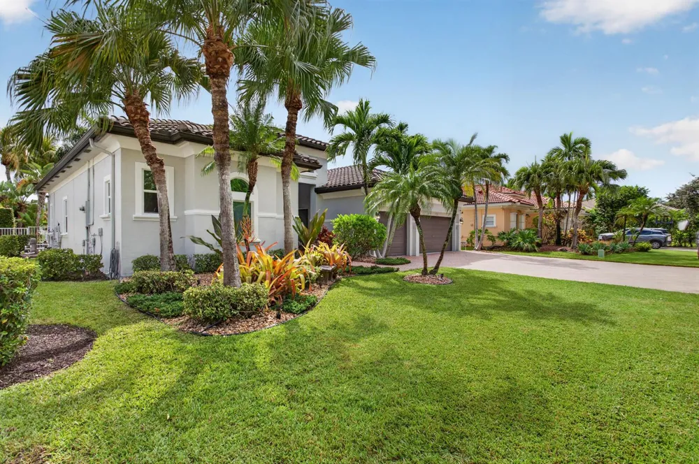 4876 NW 123RD TERRACE Coral Springs, FL 33076