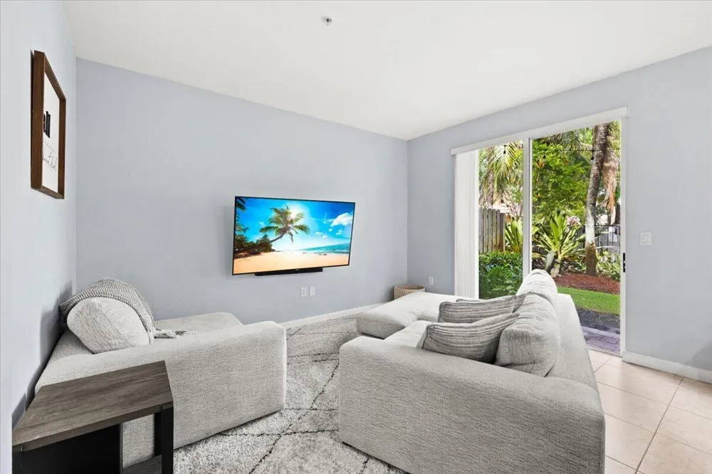 130 EMERALD CREEK TERRACE Plantation, FL 33325