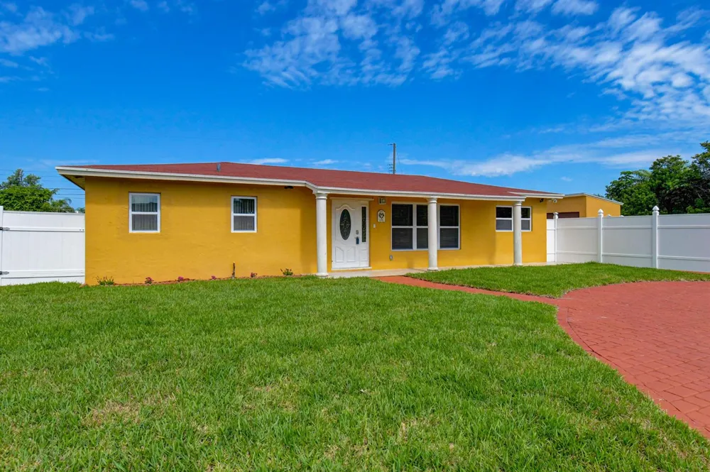 15021 JACKSON ROAD Delray Beach, FL 33484