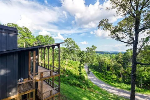 386 Mountain Laurel Ridge