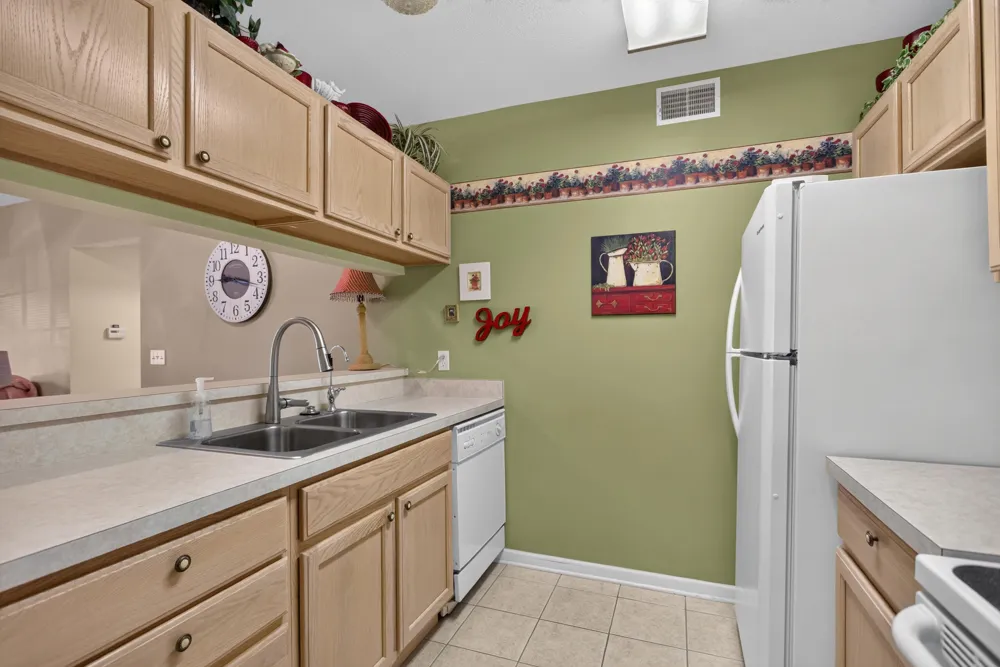 718 W Barrington Circle Summit Township, MI 49203