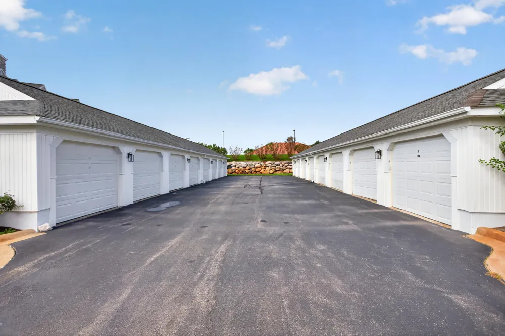 718 W Barrington Circle Summit Township, MI 49203