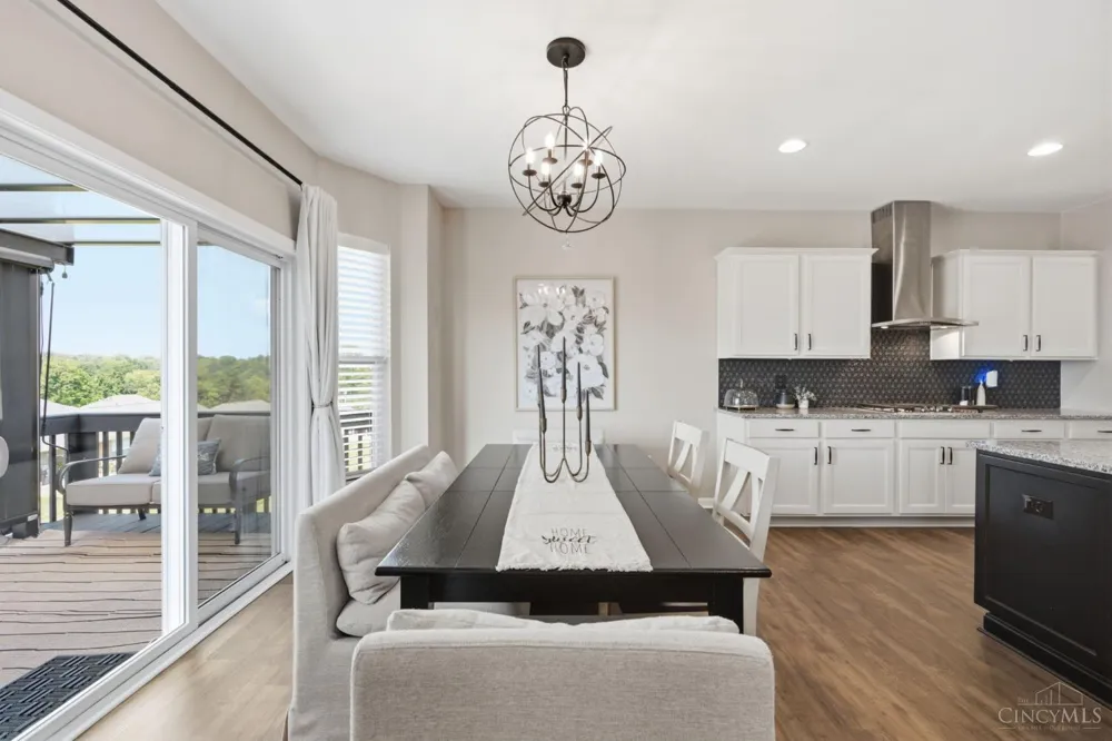 5235 Peterborough Drive Green, OH 45002