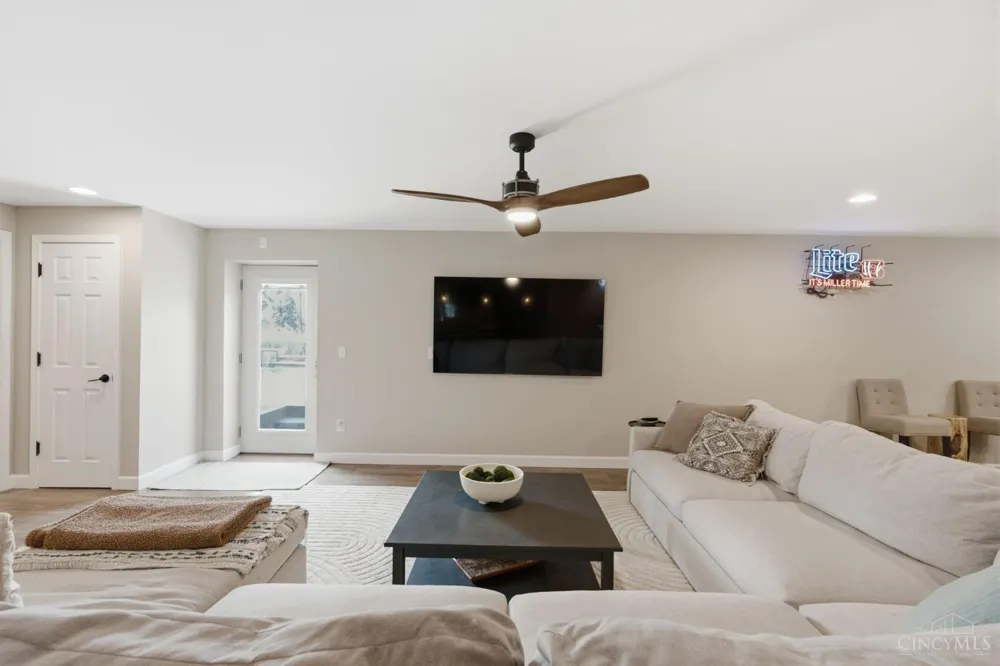 5235 Peterborough Drive Green, OH 45002