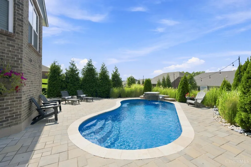 5235 Peterborough Drive Green, OH 45002
