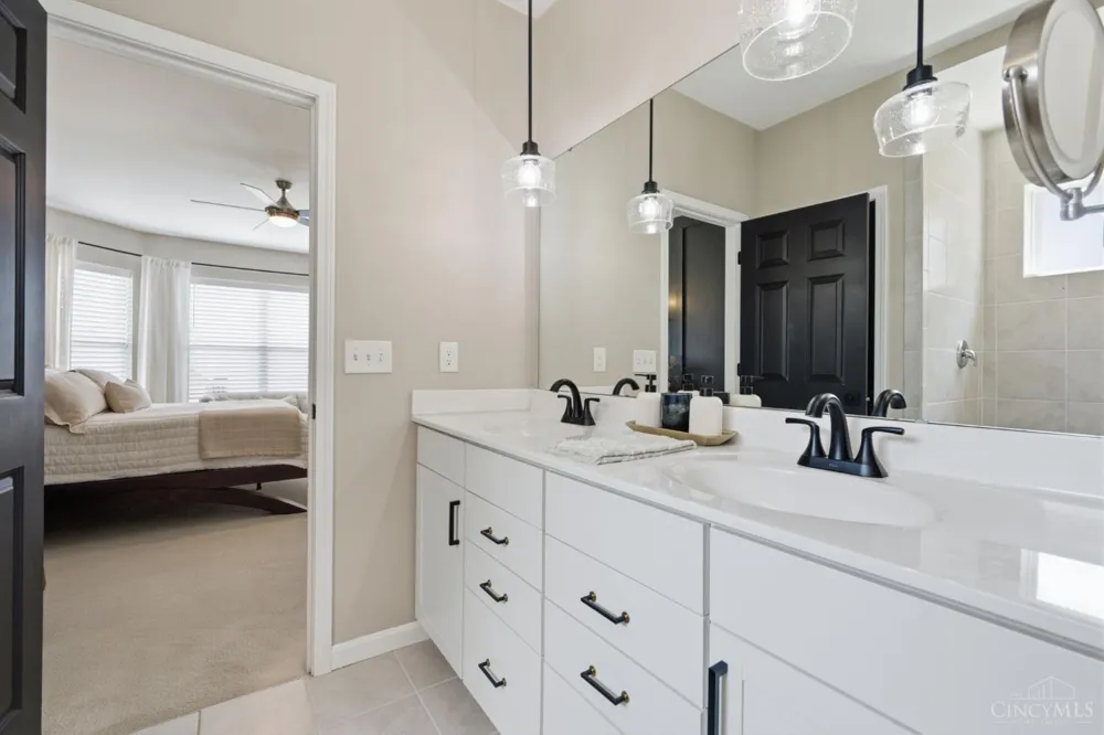 5235 Peterborough Drive Green, OH 45002