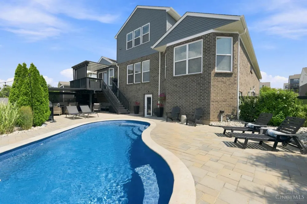 5235 Peterborough Drive Green, OH 45002