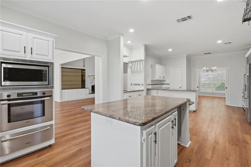 101 Peachtree Drive Rockport, TX 78382