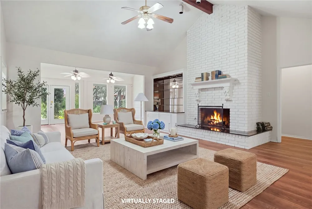 101 Peachtree Drive Rockport, TX 78382