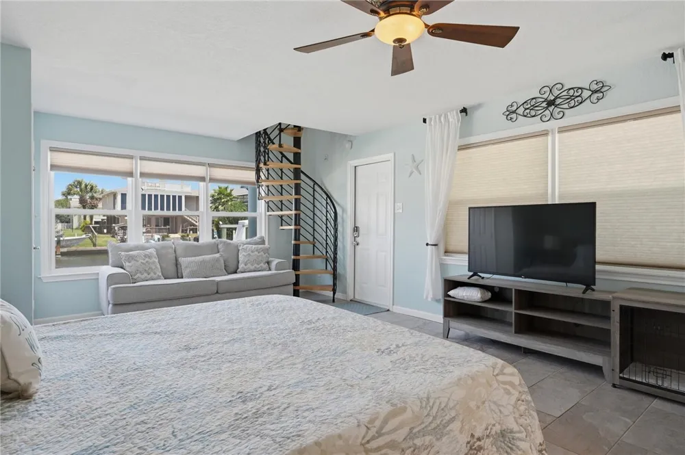 184 Port St Claire City By The Sea, TX 78336