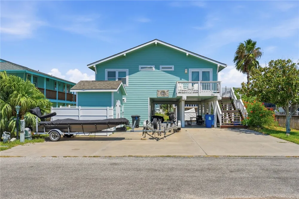 184 Port St Claire City By The Sea, TX 78336