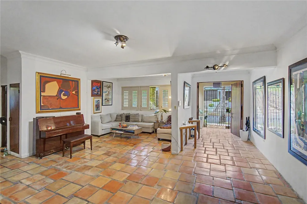 1688 CALLE VIOLETA San Juan, PR 00926