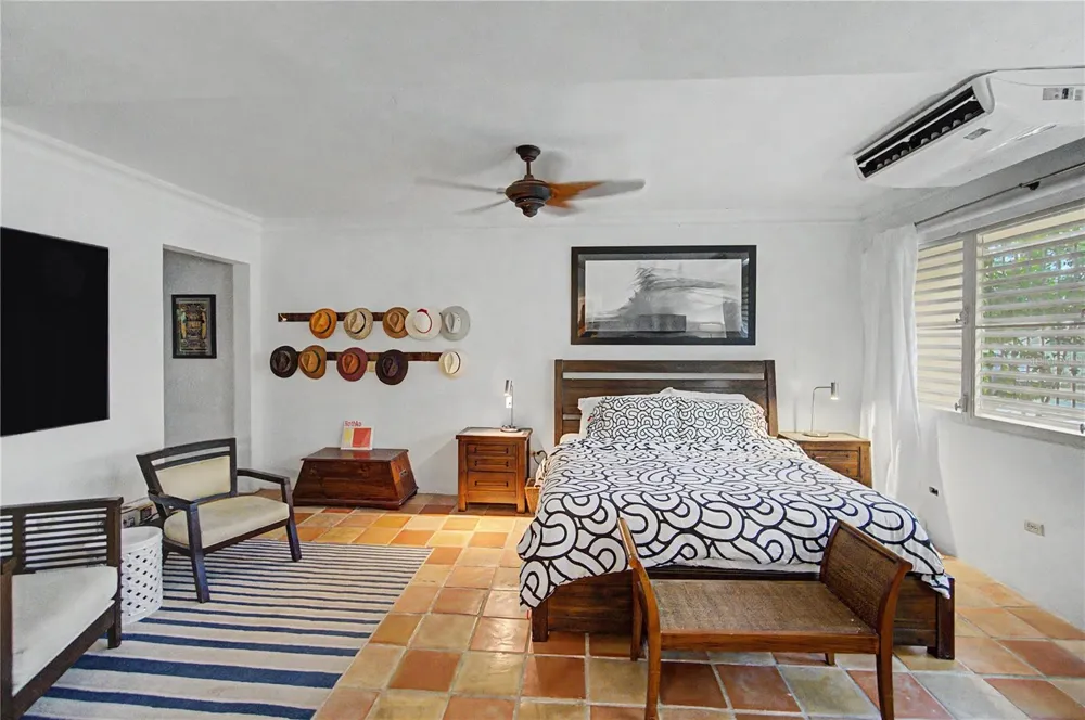1688 CALLE VIOLETA San Juan, PR 00926