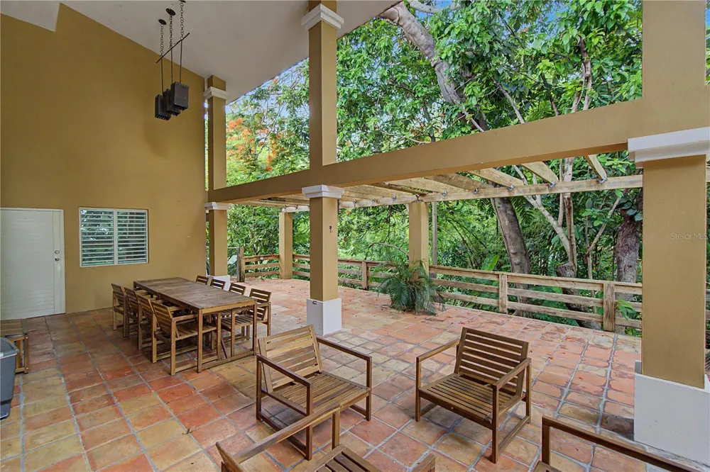 1688 CALLE VIOLETA San Juan, PR 00926