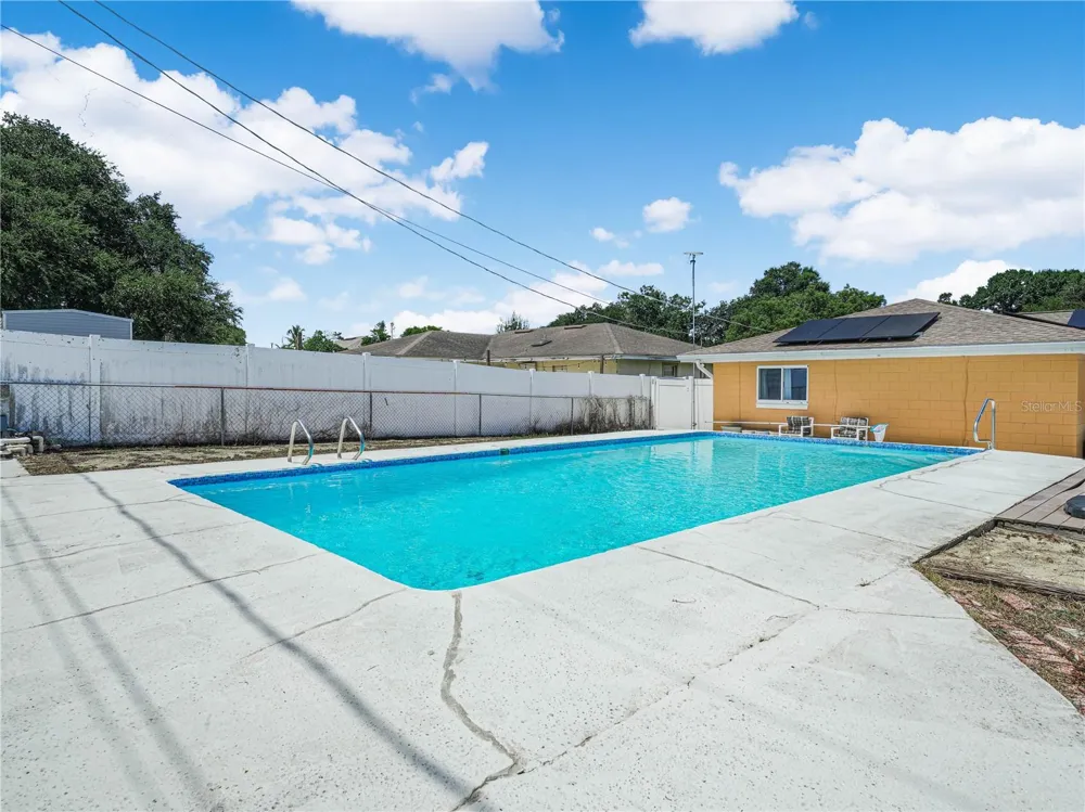 437 BROWARD TERRACE Winter Haven, FL 33884