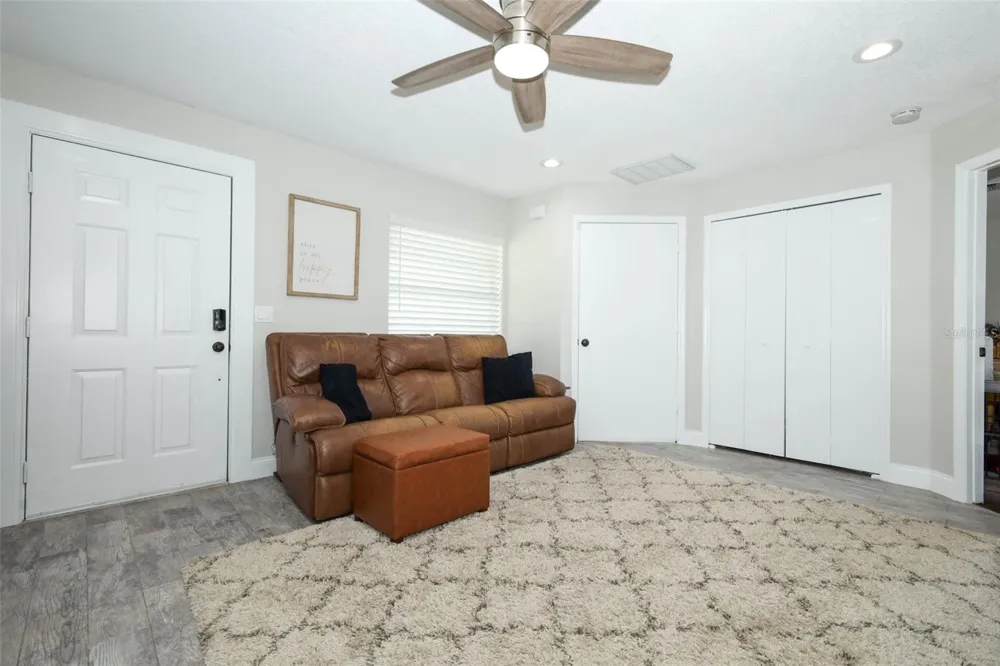 738 E 11TH AVENUE Mount Dora, FL 32757