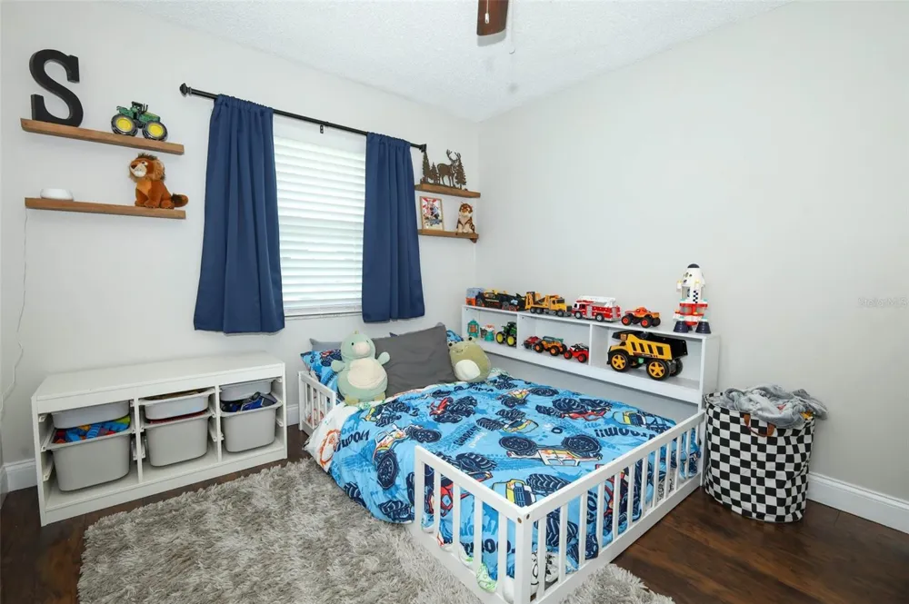 738 E 11TH AVENUE Mount Dora, FL 32757