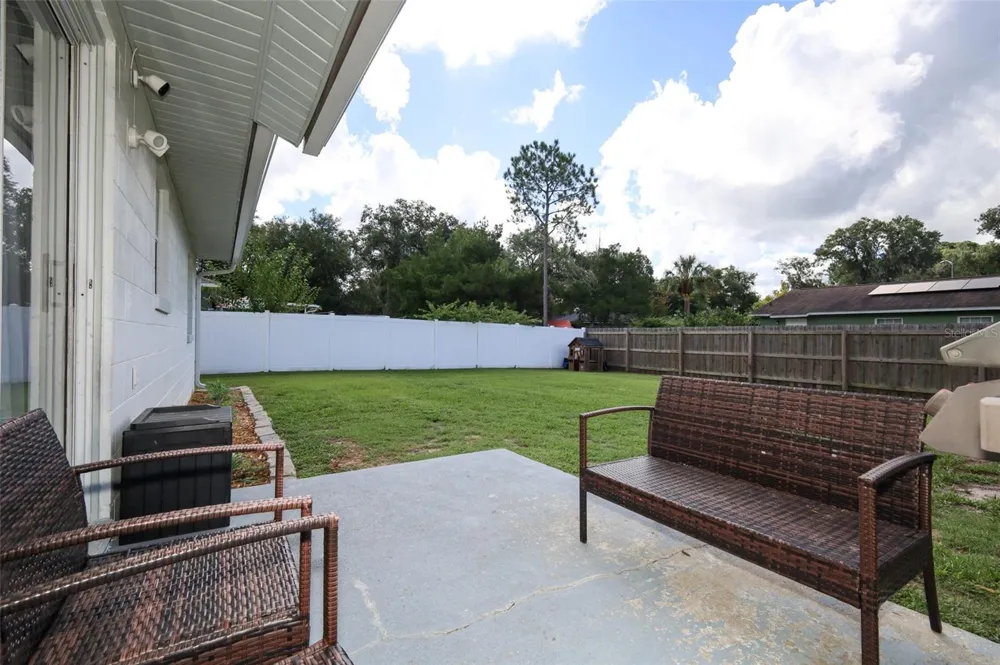 738 E 11TH AVENUE Mount Dora, FL 32757