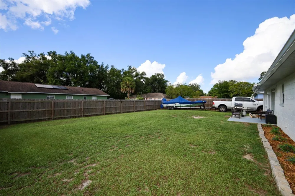 738 E 11TH AVENUE Mount Dora, FL 32757