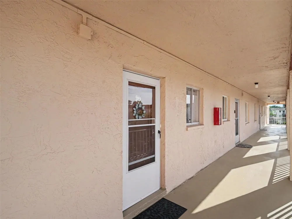 4171 HERON WAY #E309 Bradenton, FL 34205