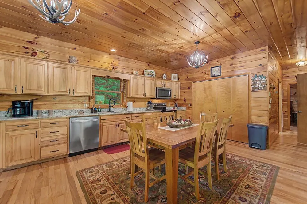 Macs Mountain Retreat Franklin, NC 28734