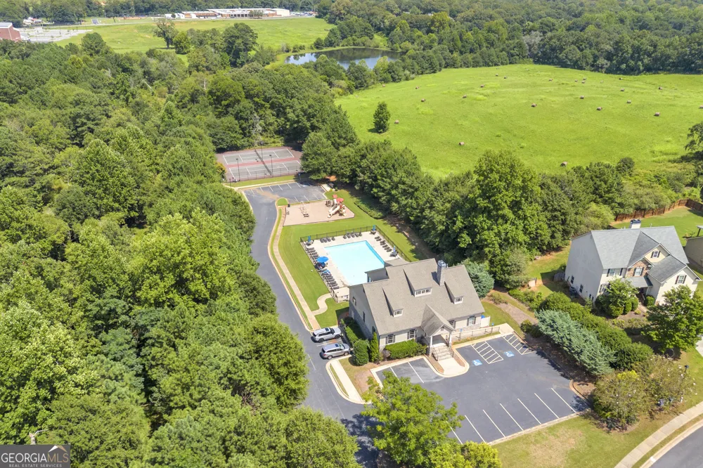 1645 Jasper DR Winder, GA 30680