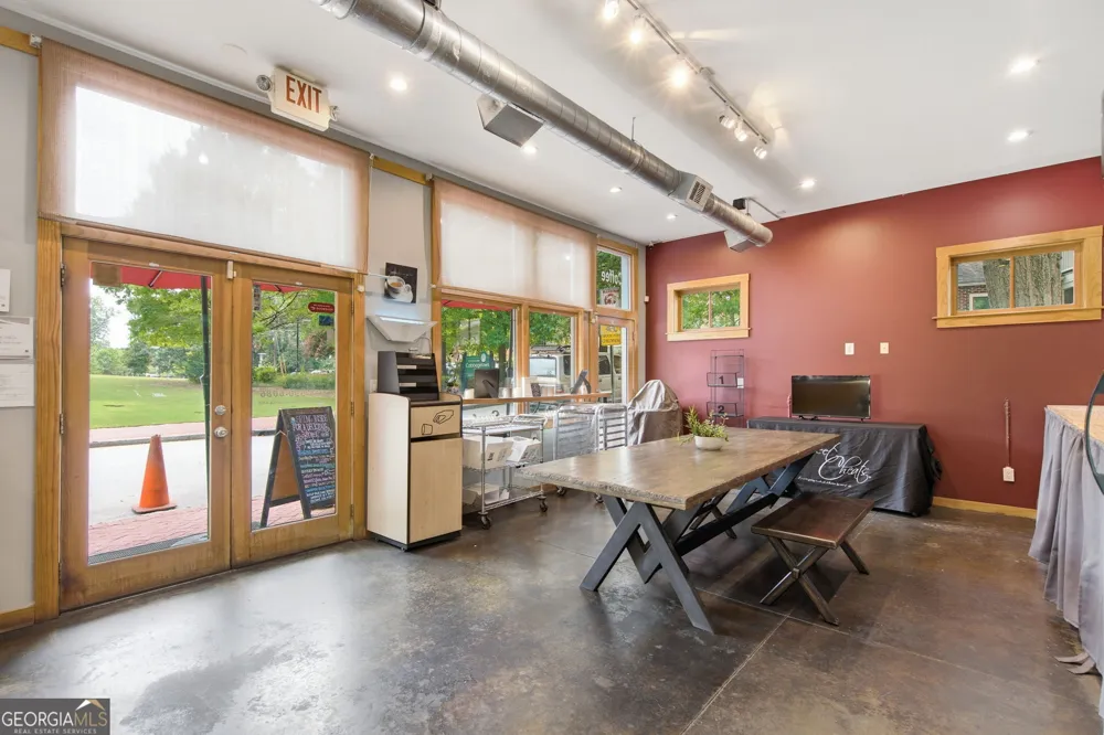 692 B Kirkwood AVE SE Atlanta, GA 30316